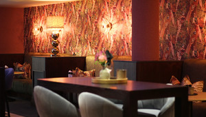 Semmy's bar