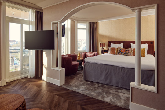 Oriental suite
